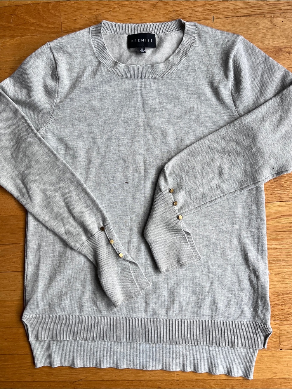 Premise women’s size M Heather Gray Long Tunic Crewneck Sweater Cuff Buttons